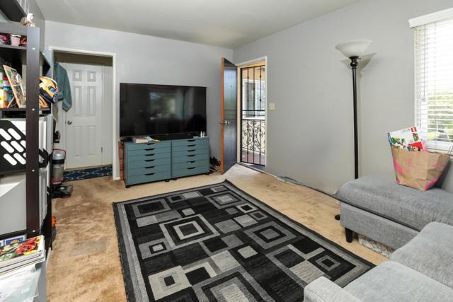 494 Dover Way, Campbell CA: https://media.crmls.org/mediaz/3acde979-e8ba-41ea-b4a1-58e0c1002396.jpg