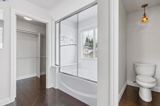143 Shelterwood Ln, Danville CA: https://media.crmls.org/mediaz/3ace081c-82a0-4118-9ab4-8cd66ae3d224.jpg