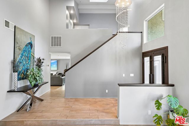 4 Bed Home for Sale in Los Angeles, California