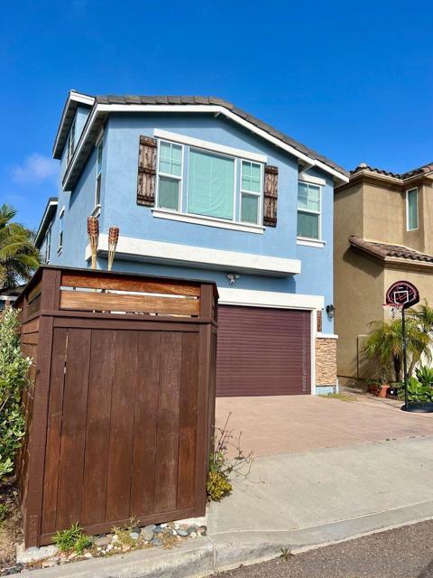 517 N Cedros, Solana Beach CA: https://media.crmls.org/mediaz/3ace9e7c-ce35-4074-9ae9-238096e68eb1.jpg