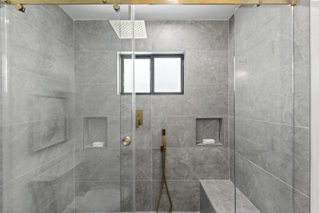 3845 East Lake Way, Redwood City CA: https://media.crmls.org/mediaz/3acea736-a65c-4f55-b666-a64a90df6f5b.jpg