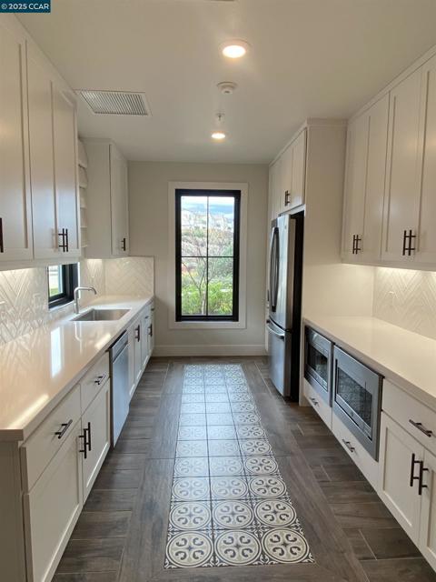 39103 Via Vicenza, San Ramon CA: https://media.crmls.org/mediaz/3acf1be1-3bb0-4d05-963f-e700ac32d7fd.jpg