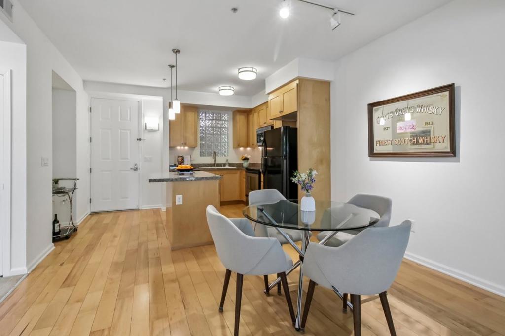 800 N 8th Street #101