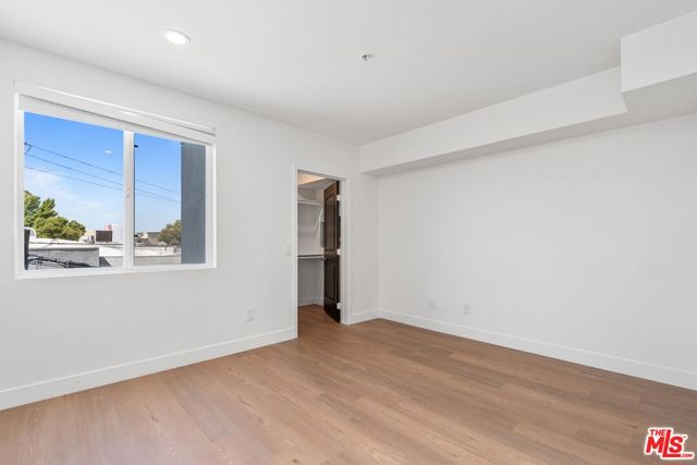 11011 Huston Street, 212 photo 8