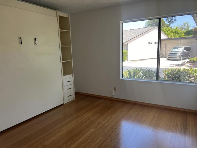 1404 Lombard Street, Vista CA: https://media.crmls.org/mediaz/3ad17480-b8f4-495e-a477-bf88a9c0705d.jpg