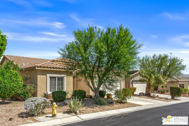 1238 Vista Sol, Palm Springs CA: https://media.crmls.org/mediaz/3ad1c9bf-02c7-4797-8c6d-67b713855f19.jpg