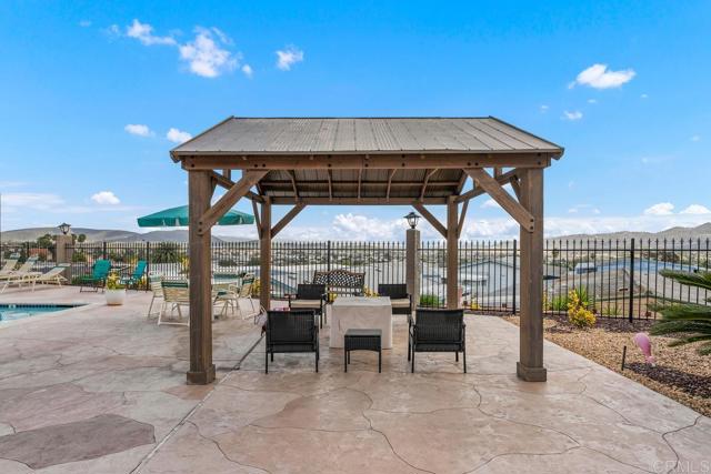 3535 Linda Vista Drive, San Marcos CA: https://media.crmls.org/mediaz/3ad21f8b-c6d1-4146-be45-1466fb65724b.jpg