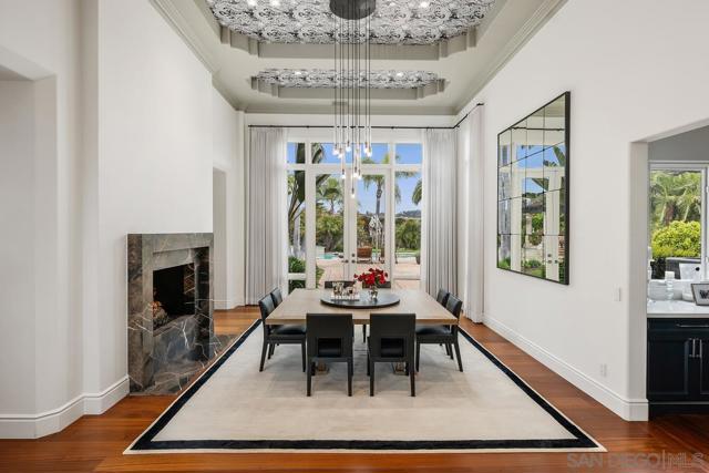 16590 Calle Familia, Rancho Santa Fe CA: https://media.crmls.org/mediaz/3ad298ee-8593-49af-b8cf-fc752ae64698.jpg