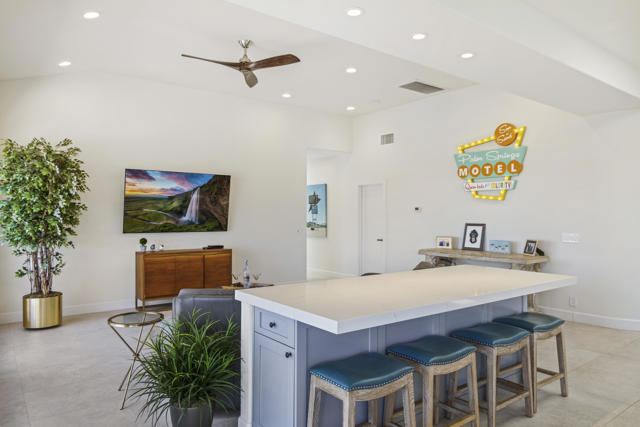 73042 Galleria Court, Palm Desert CA: https://media.crmls.org/mediaz/3ad2de4d-3812-4dcd-8287-80c6be48a3c1.jpg