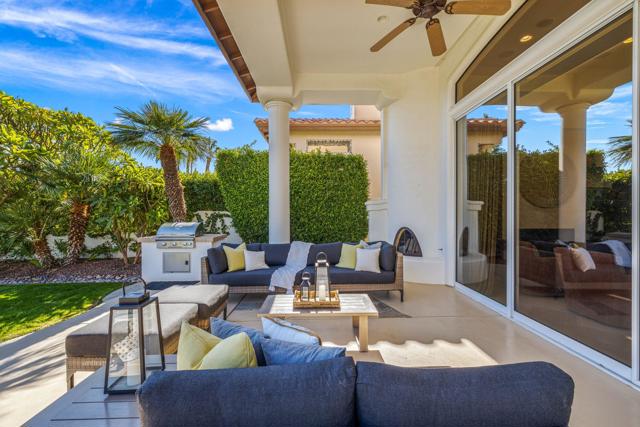 49606 Montana Way, La Quinta CA: https://media.crmls.org/mediaz/3ad3370d-1af2-4de4-89dd-c7cf2749fe86.jpg