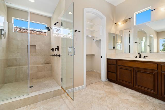 81220 Victoria Lane, La Quinta CA: https://media.crmls.org/mediaz/3ad385f1-835a-489d-93e2-50edc815310c.jpg