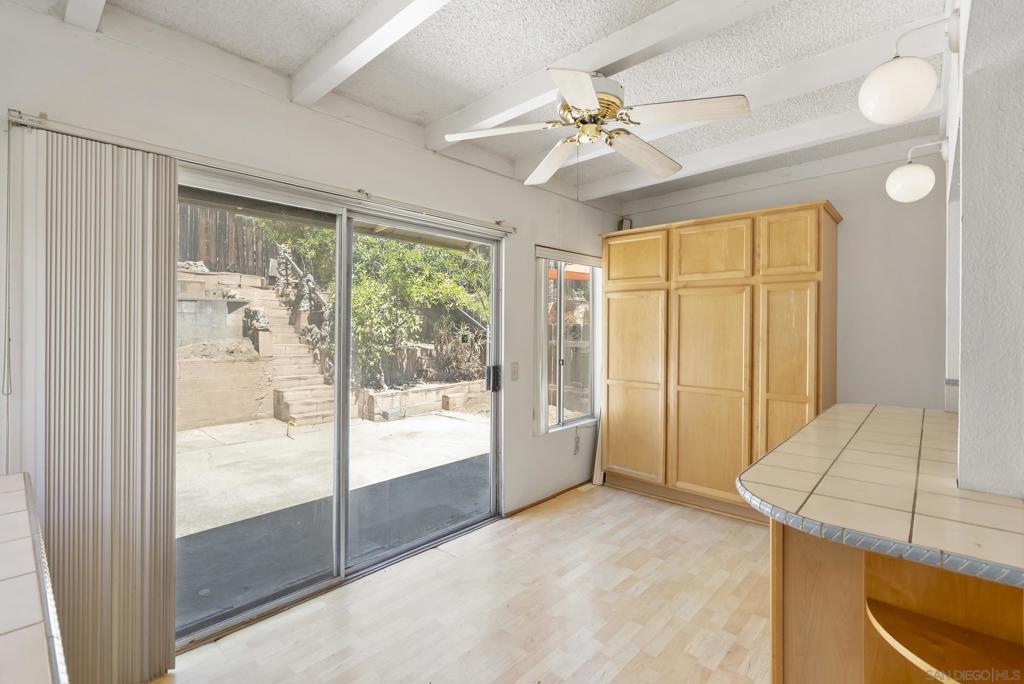 MLS #250035175SD img 15