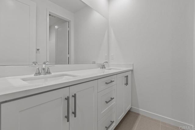 Detail Gallery Image 13 of 37 For 2536 Elderberry Ln, Carlsbad,  CA 92008 - 4 Beds | 3/1 Baths