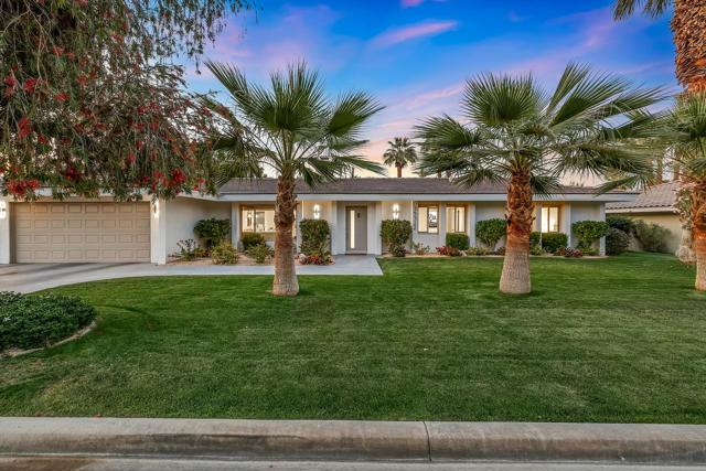 75322 Desert Park Drive, Indian Wells CA: https://media.crmls.org/mediaz/3ad3b8d9-6d06-481e-b58c-236c4ed62633.jpg