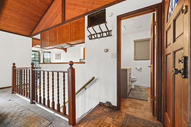 574 Lucerne Drive Drive, Big Bear CA: https://media.crmls.org/mediaz/3ad3cea3-0f35-4afb-bcca-dfe57d589eef.jpg