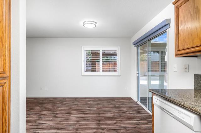 4325 Heritage Place, Stockton CA: https://media.crmls.org/mediaz/3ad4469b-100e-49d3-a35c-21aa5c62bf15.jpg