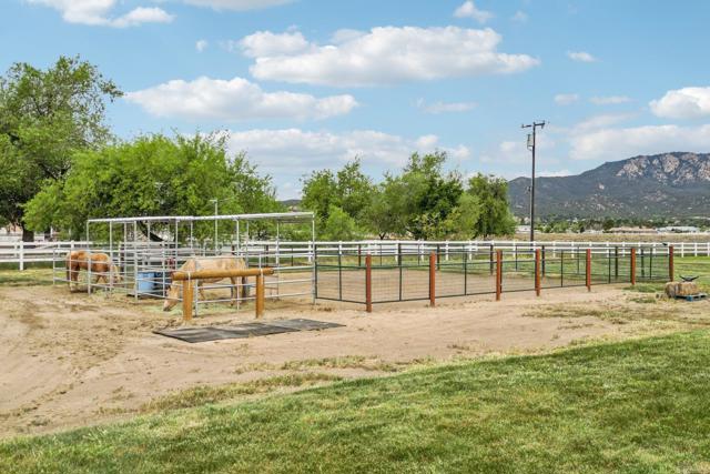 Image 32 of 61 For 41879 Indian Hill Trail