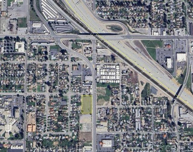 1950 N Mount Vernon Avenue, San Bernardino CA: https://media.crmls.org/mediaz/3ad471b6-b6d1-4b32-806f-f6e3be4613cc.jpg
