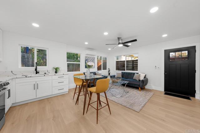 Image 32 of 42 For 7118 Stanford Ave.