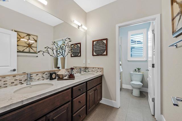 883 Barney Com, Livermore CA: https://media.crmls.org/mediaz/3ad4b452-14aa-4455-926b-5a7fe55698b1.jpg