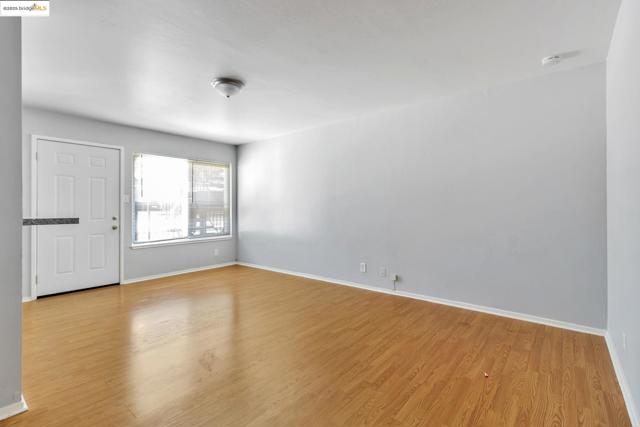 1626 Dwight Way, Berkeley CA: https://media.crmls.org/mediaz/3ad552b1-b8d5-40db-8f69-639dc8ec7d6b.jpg