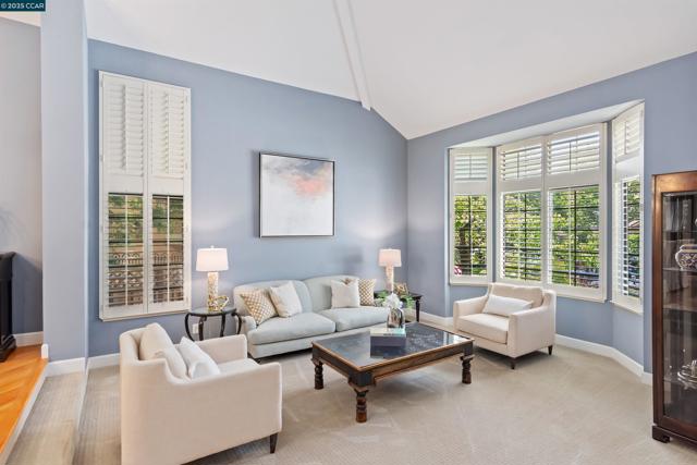 3100 Fox Creek Dr, Danville CA: https://media.crmls.org/mediaz/3ad72716-b556-4a7b-9924-bfe80a9dd010.jpg