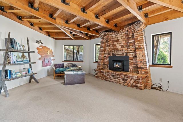 200 S Ranch Road, Pescadero CA: https://media.crmls.org/mediaz/3ad79a8d-3d3c-487d-abd2-ca7b082e9321.jpg