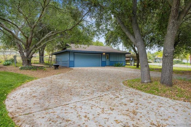 15847 Mac Tan Ln, Valley Center CA: https://media.crmls.org/mediaz/3ad84645-9170-47ca-8453-1dca81f6cc2c.jpg