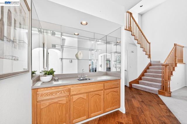 Image 25 of 46 For 579 Amberwood Way