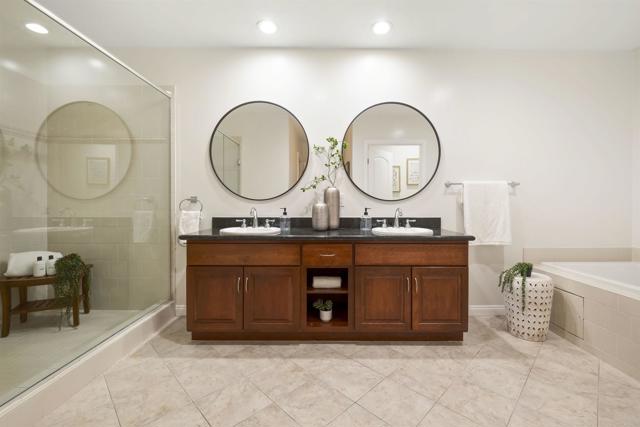 301 Mission Avenue, Oceanside CA: https://media.crmls.org/mediaz/3ad95b16-eb10-4d36-b500-158c61410df7.jpg