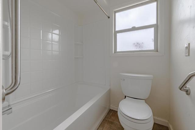 137 Whiting Road, Watsonville CA: https://media.crmls.org/mediaz/3ad961ac-12f3-447b-9e46-e556f5ea2ce1.jpg