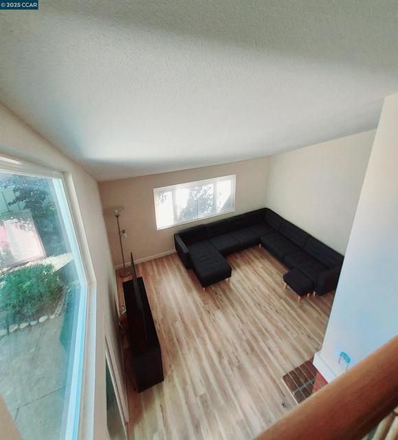 1936 Nero Ct, Walnut Creek CA: https://media.crmls.org/mediaz/3ad99cb4-0709-48bf-9d3b-642c6cc06fe4.jpg