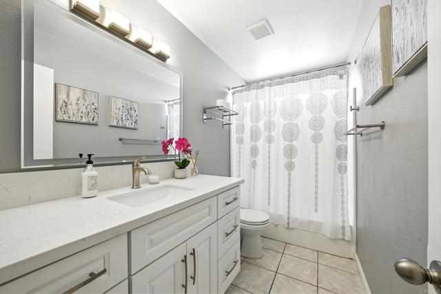 3444 Corte Loro, San Diego CA: https://media.crmls.org/mediaz/3ada556a-4fcc-4367-8d22-ad3828fda074.jpg