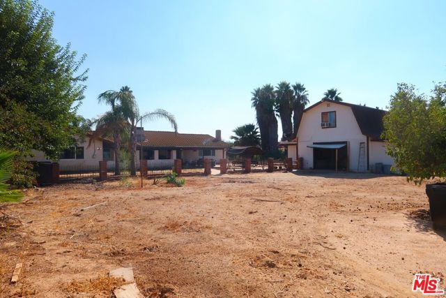 16065 Porter Avenue, Riverside CA: https://media.crmls.org/mediaz/3ada6923-13f7-4202-b7e6-6057db16435a.jpg