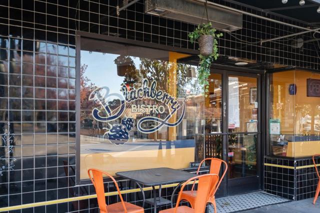 1200 El Centro Avenue, Oakland CA: https://media.crmls.org/mediaz/3adaaacf-c6a7-456d-83fd-40bcba890b7a.jpg