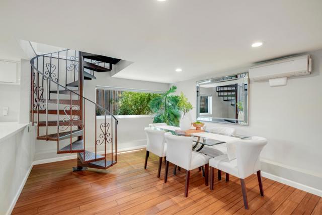 2238 Lincoln Street, East Palo Alto CA: https://media.crmls.org/mediaz/3adcb519-a38a-4698-938a-11d3c15f2bdf.jpg