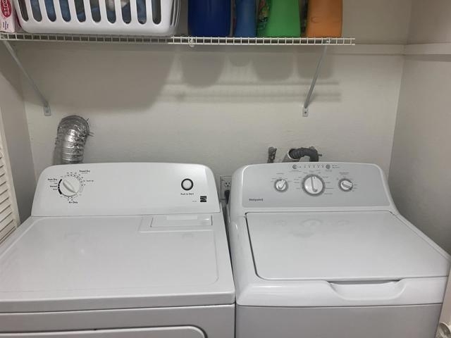 Detail Gallery Image 12 of 14 For 1037 E. Washington Ave #2,  Escondido,  CA 92025 - 3 Beds | 2 Baths