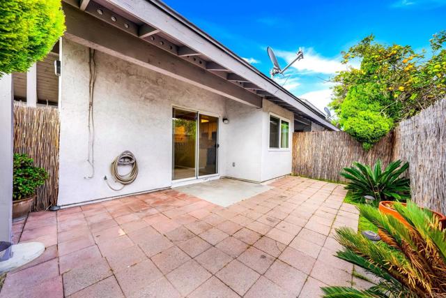 3442 Thunder Drive, Oceanside CA: https://media.crmls.org/mediaz/3add3663-e63d-4625-9d3e-5760a1c18285.jpg