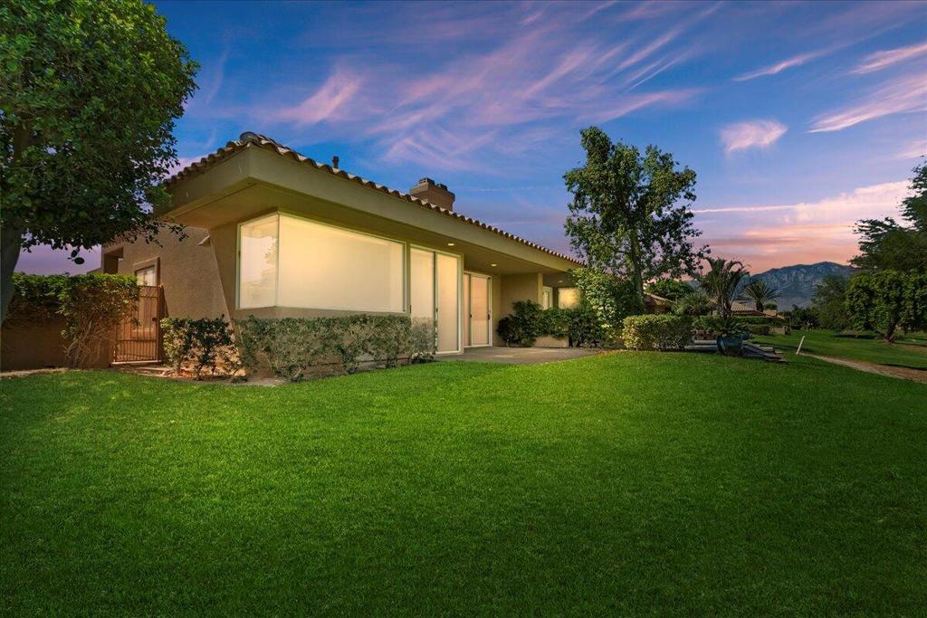 28 Pine Valley Dr