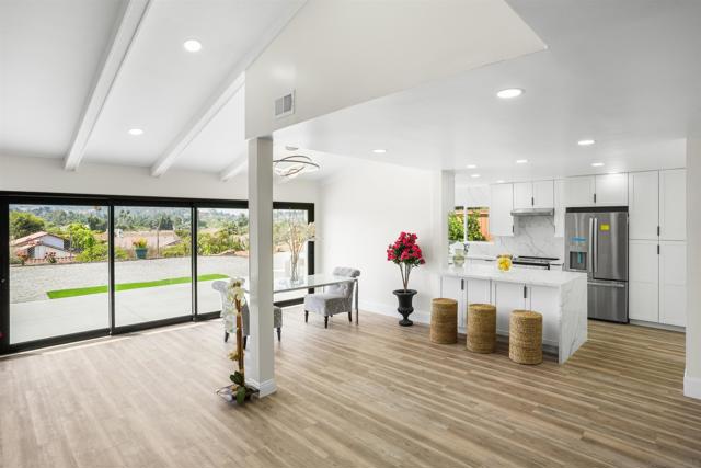 12645 Pacato Circle S, San Diego CA: https://media.crmls.org/mediaz/3adea235-be98-4d8b-ab3d-a17412741571.jpg