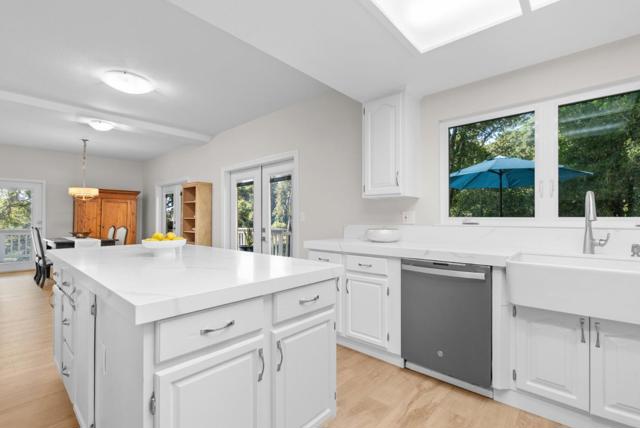 3580 Misty Lane, Aptos CA: https://media.crmls.org/mediaz/3adf0c08-3cb2-46c7-bd46-96c40ac50357.jpg