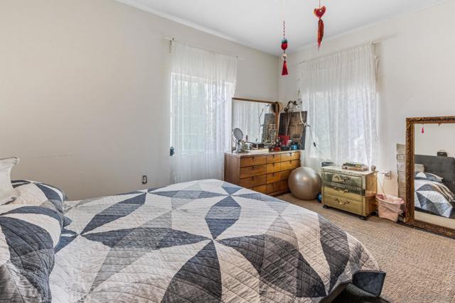 875 Boundary St, San Diego CA: https://media.crmls.org/mediaz/3adf5917-d98f-496d-9fbf-3380cda58622.jpg