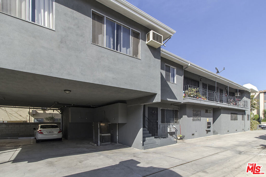947 S St Andrews Place, Los Angeles, CA 90019