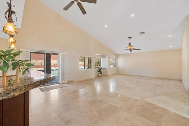 39165 Regency Way, Palm Desert CA: https://media.crmls.org/mediaz/3ae04cf5-575c-4235-baa5-843538d94ece.jpg