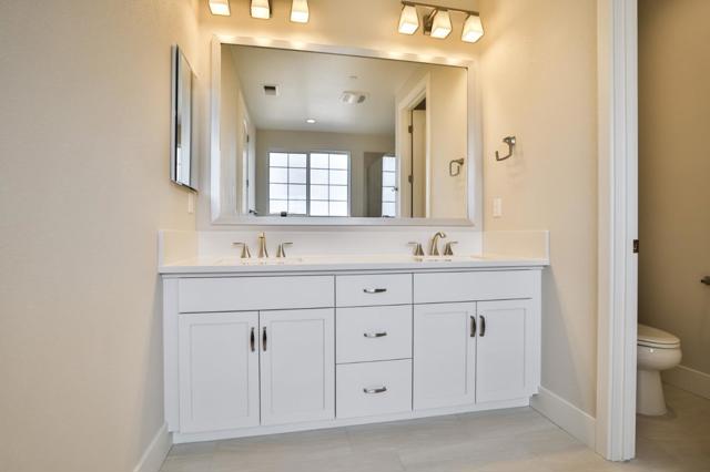 591 Santa Lucia Way, Marina CA: https://media.crmls.org/mediaz/3ae14578-a338-4a08-830b-2b5c5d1fcc2a.jpg