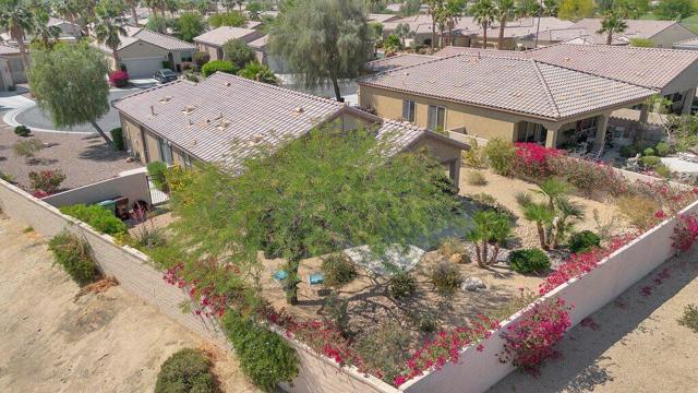 39910 Corte De Moda, Indio CA: https://media.crmls.org/mediaz/3ae1ab12-e73c-48cf-92ac-ebaf1d7f1b4e.jpg