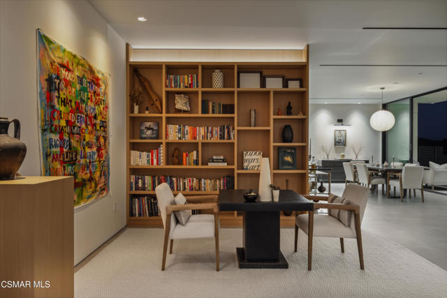 33433 Decker School Road, Malibu CA: https://media.crmls.org/mediaz/3ae2ead0-c66d-4398-833f-070bd730f992.jpg