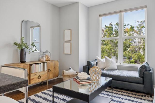 206 Village Lane, Foster City CA: https://media.crmls.org/mediaz/3ae36083-ed8b-4ad9-89fe-aa1e258638ac.jpg