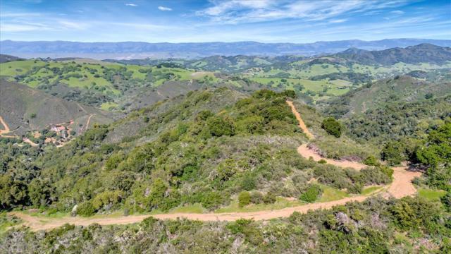 0 Little Uvas Road, Morgan Hill CA: https://media.crmls.org/mediaz/3ae3db68-bcd1-4118-8ffb-3df5ff1dd972.jpg