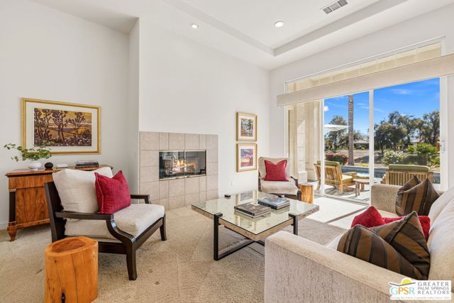 38 Calle Del Norte, Rancho Mirage CA: https://media.crmls.org/mediaz/3ae3f48b-c866-4d53-b16d-85f5edf19133.jpg